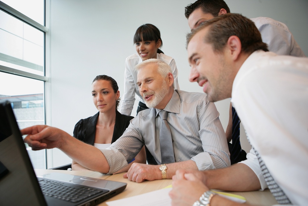 S.T.M. - Sales Team Manager. Online-Live
